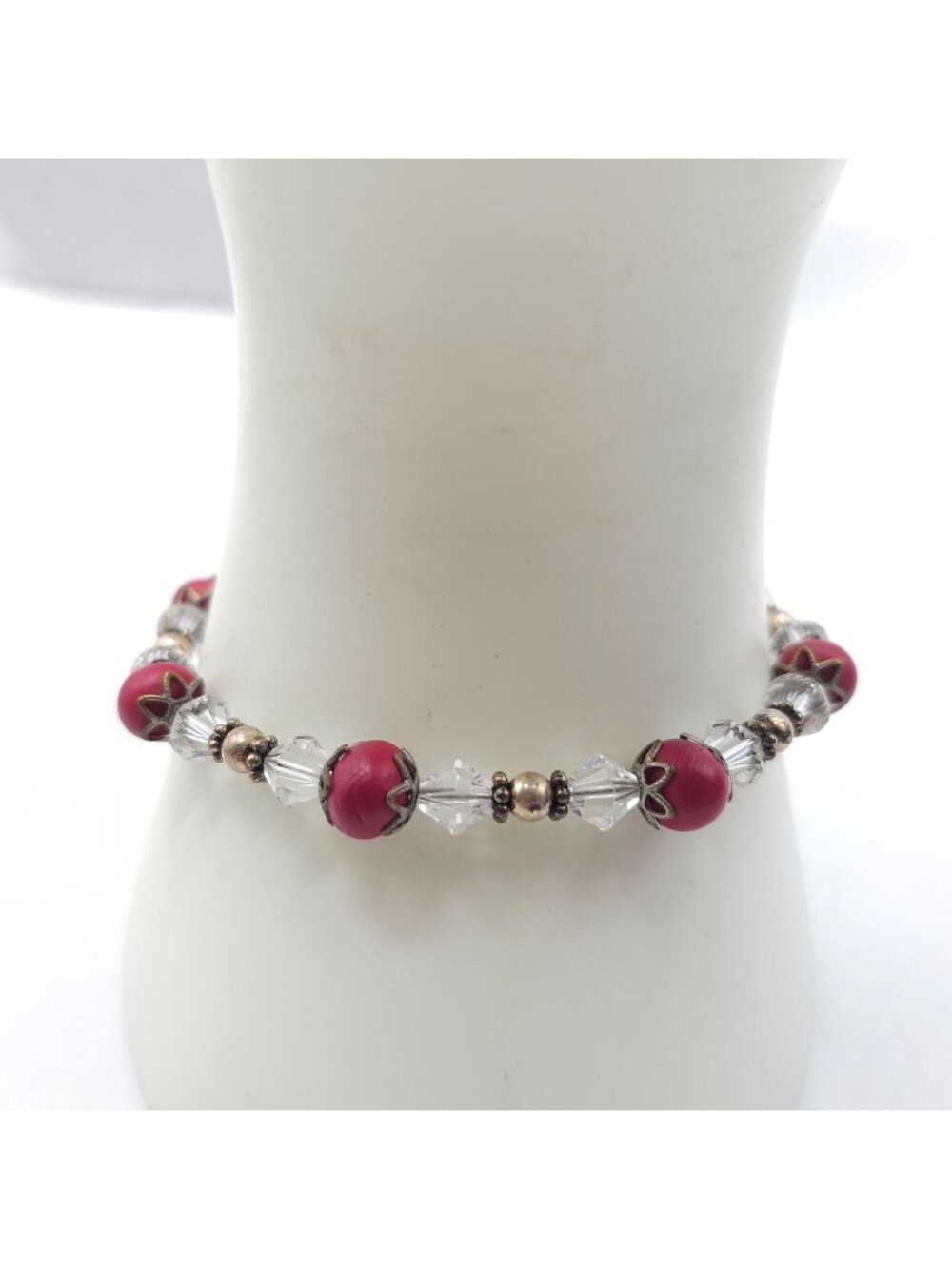 Vintage Red Beaded Bracelet With Clear Crystals & Gold Heart Toggle Clasp 8 In